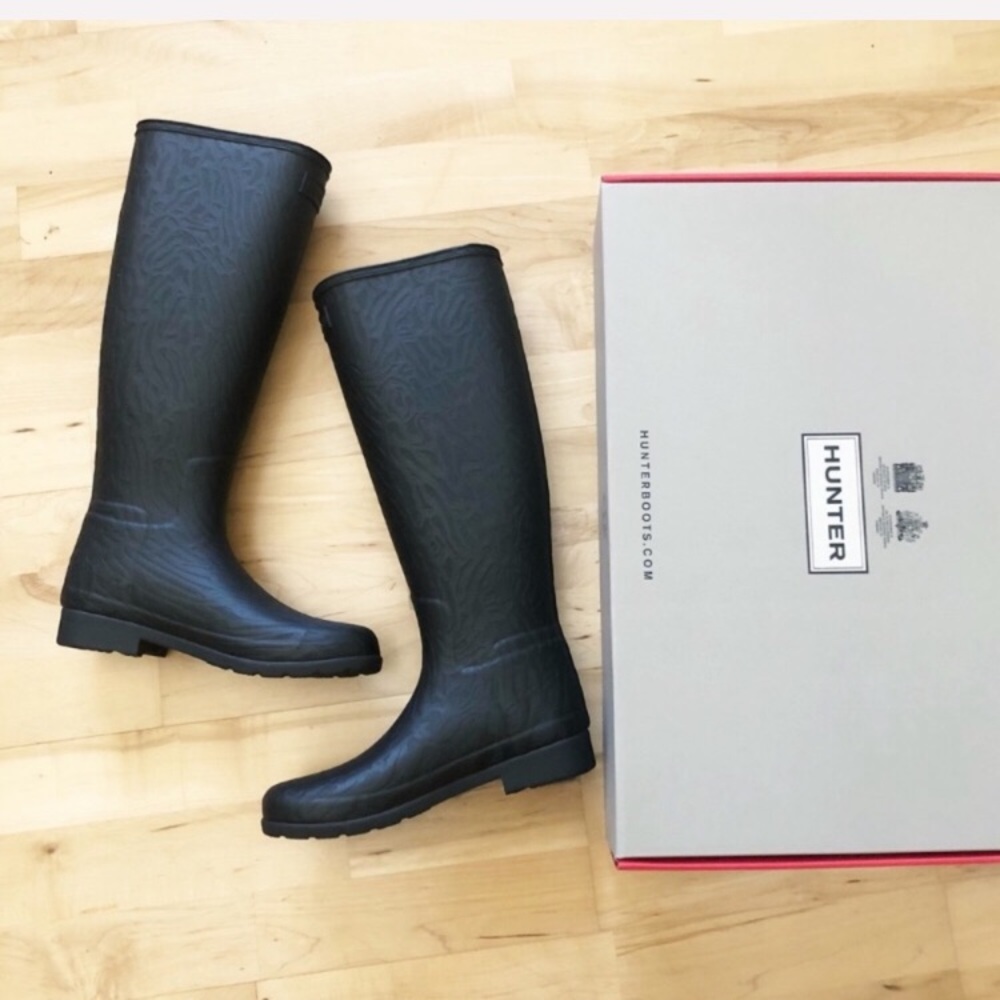 Hunter Refined Tall Coral Textured tall rain Boots - Picture 2 of 7
